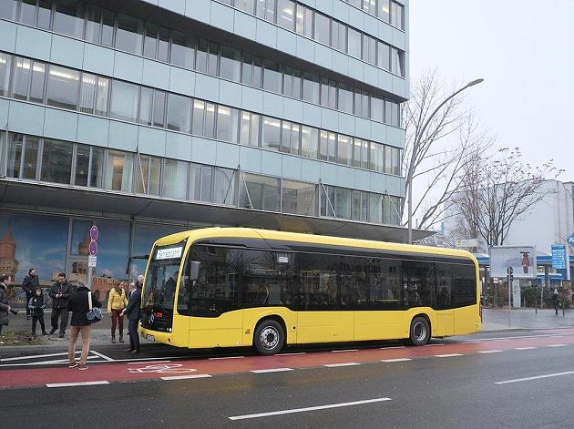 ecitaro mercedes electric bus